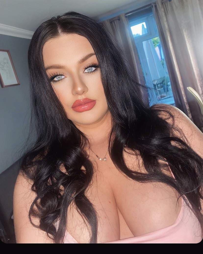 ᔕᑕOᖇᑭIOᑕᕼIᑕK💋