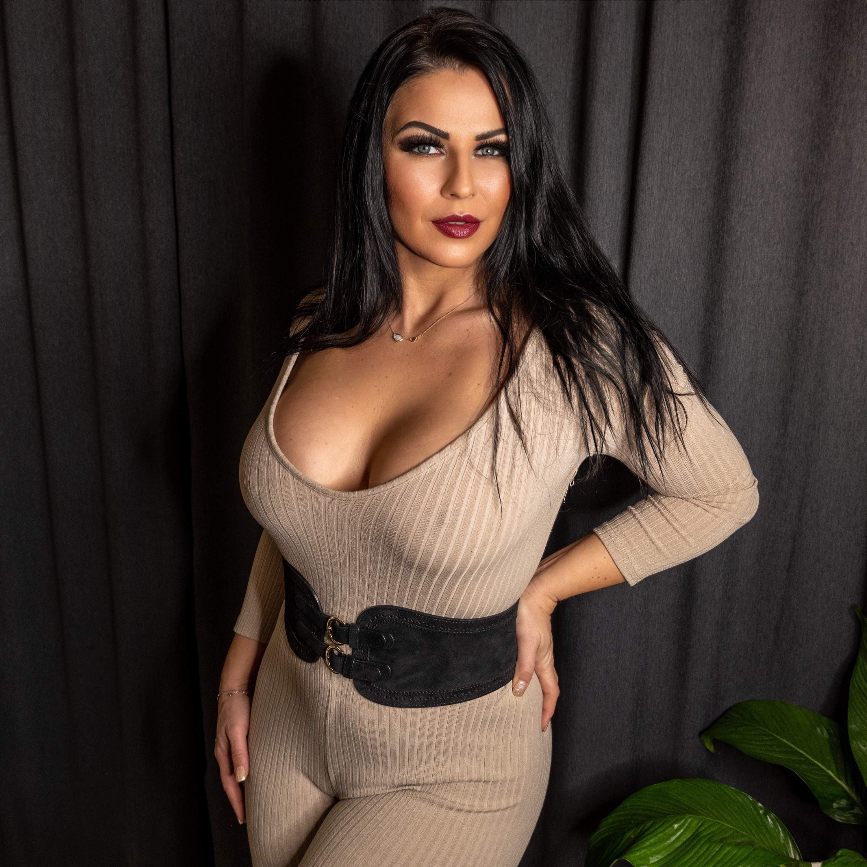 💋DESYRA HOTWIFE-MILF ♠️