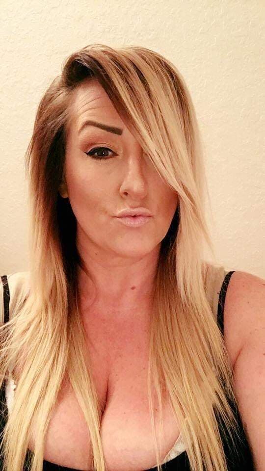 Lindsay Dare