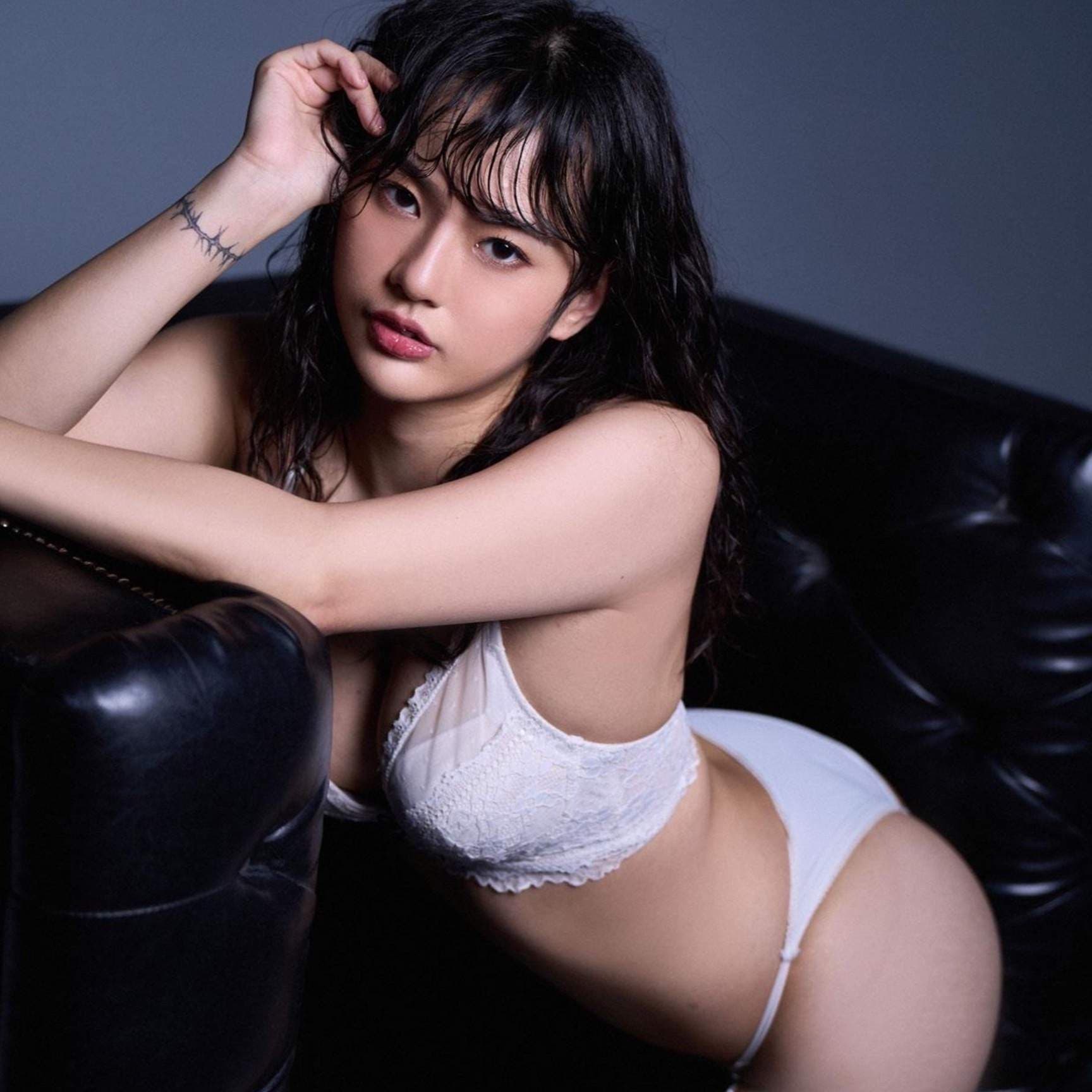 Chu Meng Shu 楚夢舒