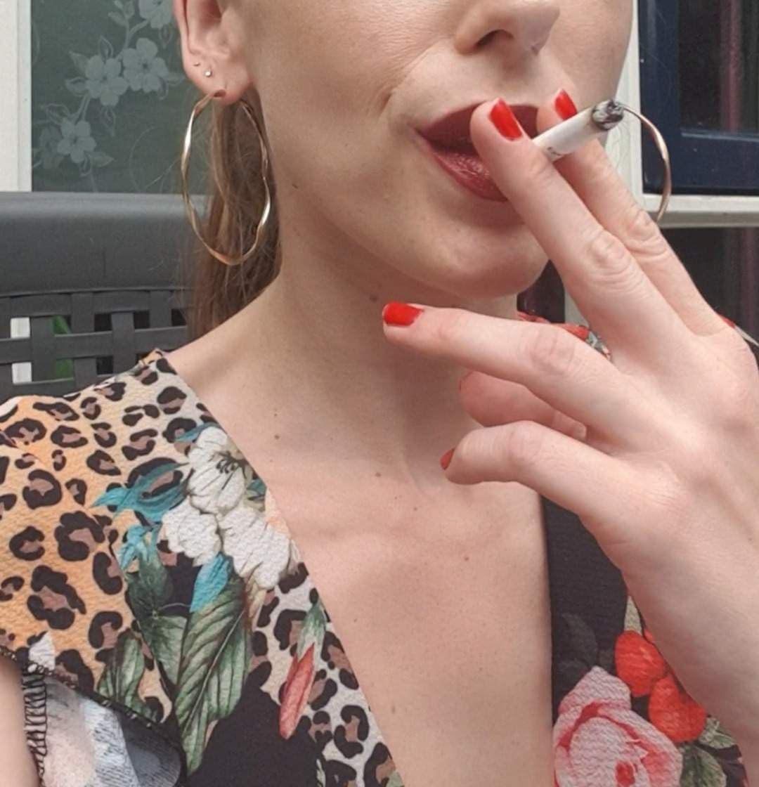 Smoking Mom