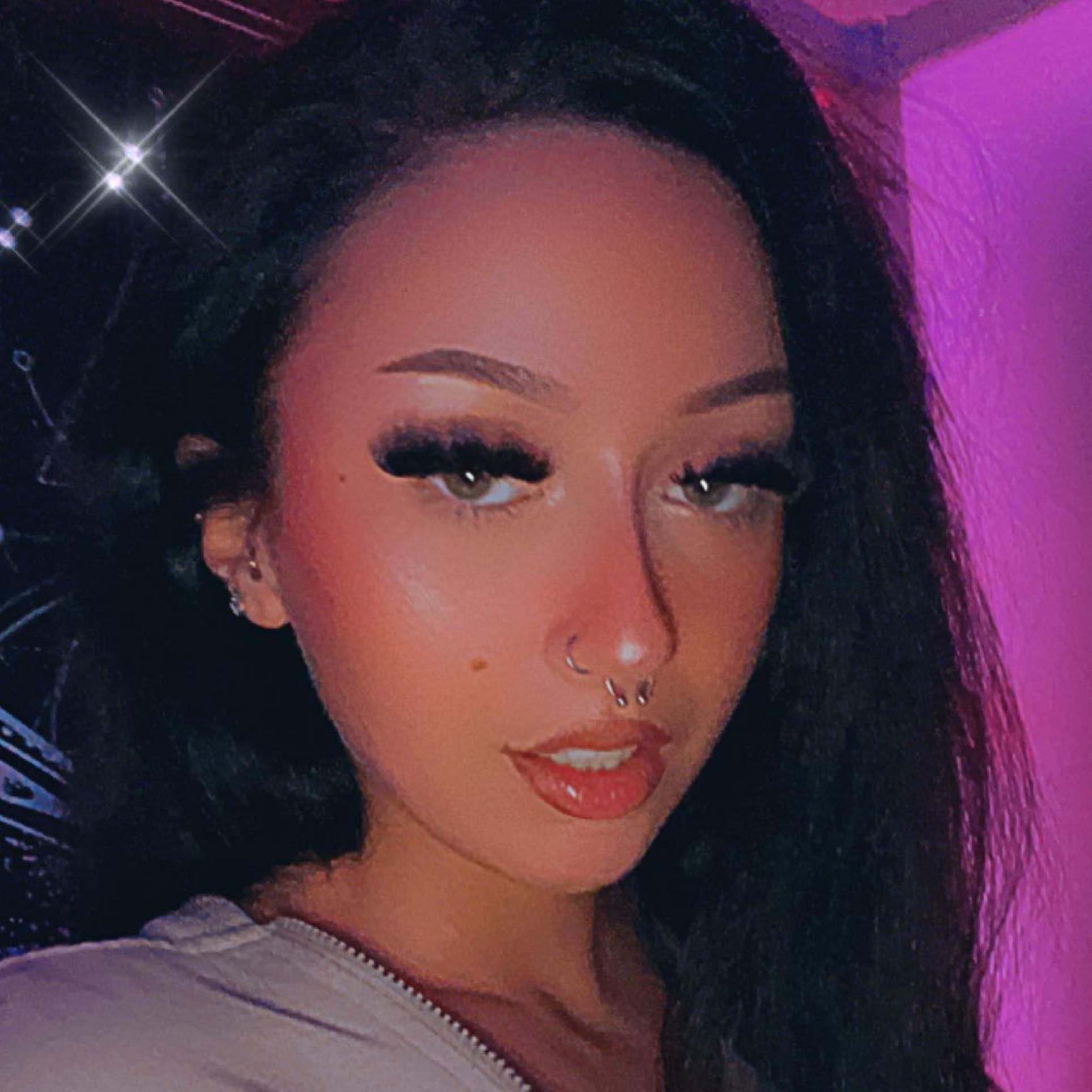 ✧･ﾟ: *✧* madi *✧*:･ﾟ✧