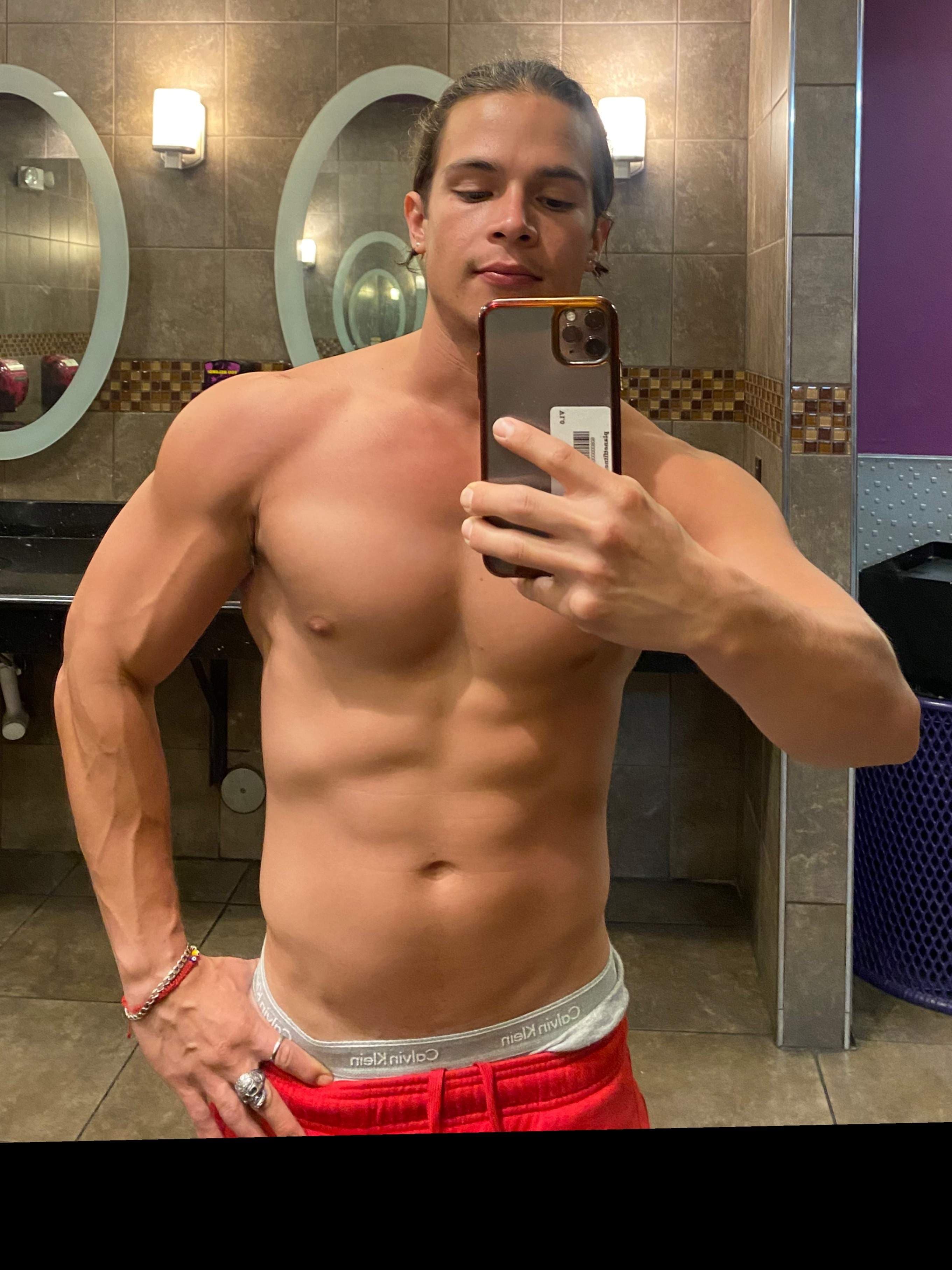 Alexvaz