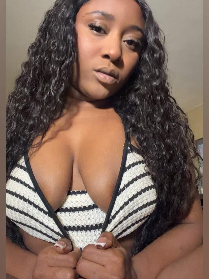 V💋