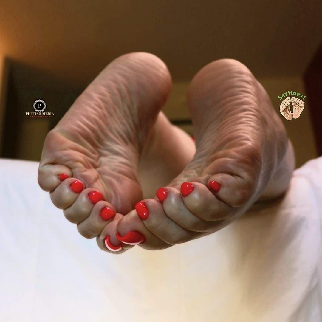 Sexitoes1 ♡ Wrinkled soles 👑