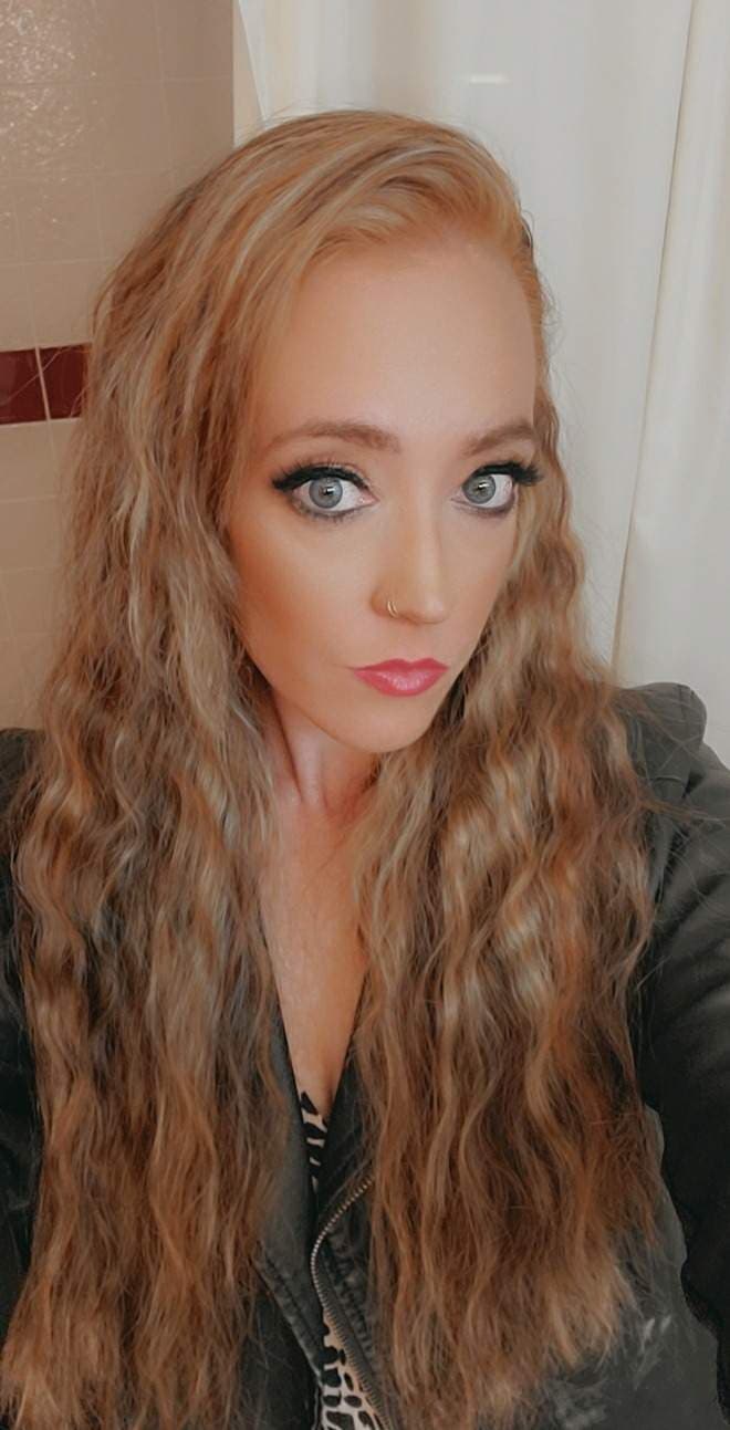 Redd Hawt