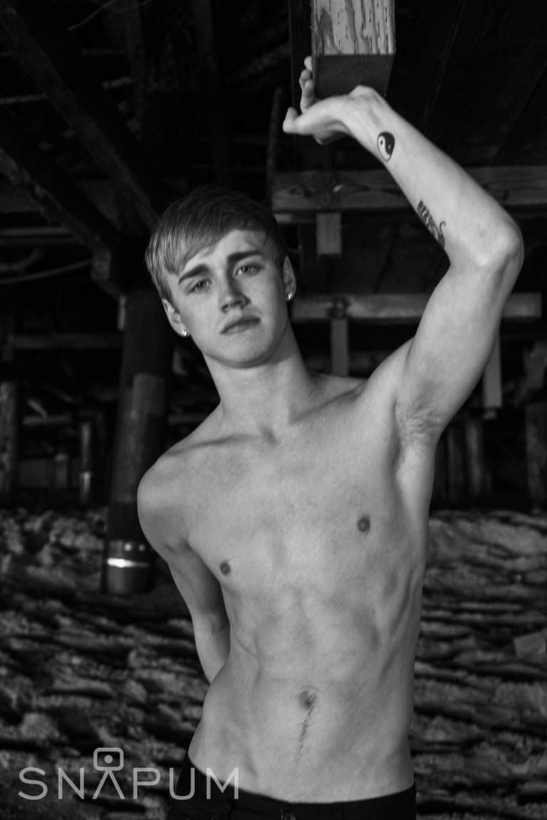 Hot Twink Guys