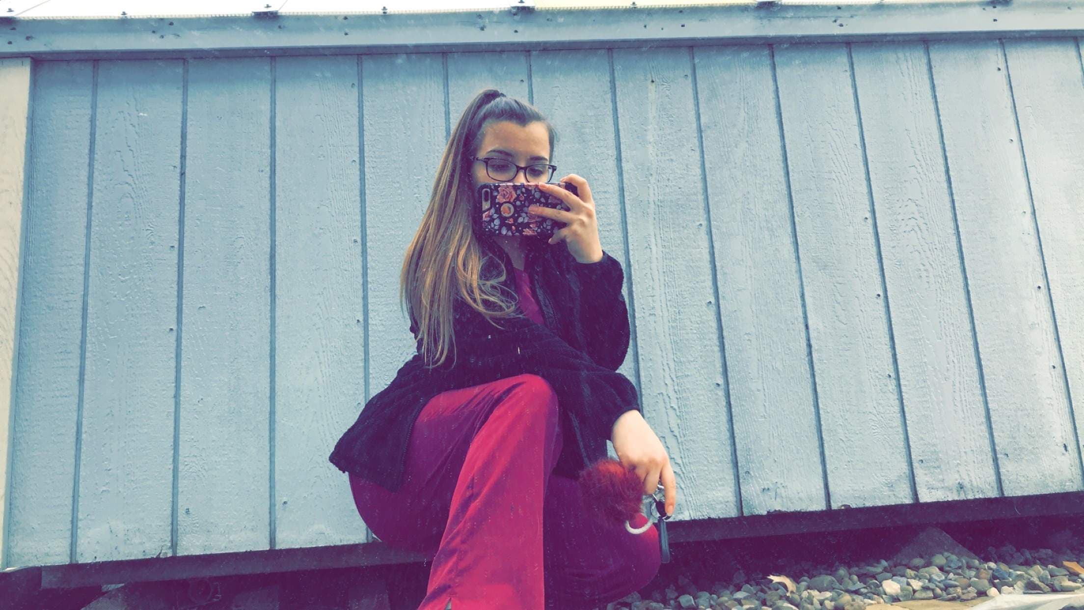 vicky 😇