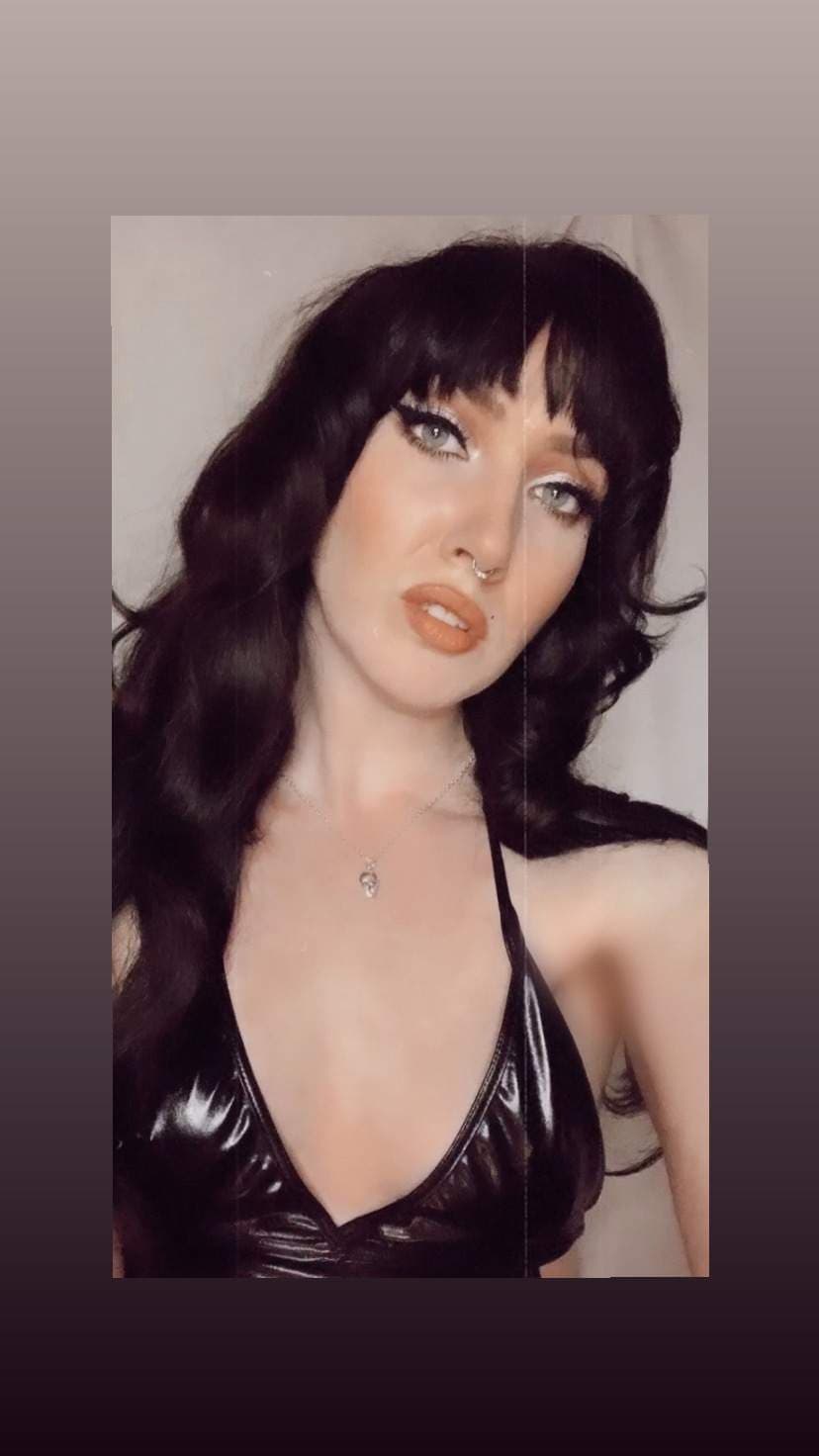 LittleMissBurlesque23