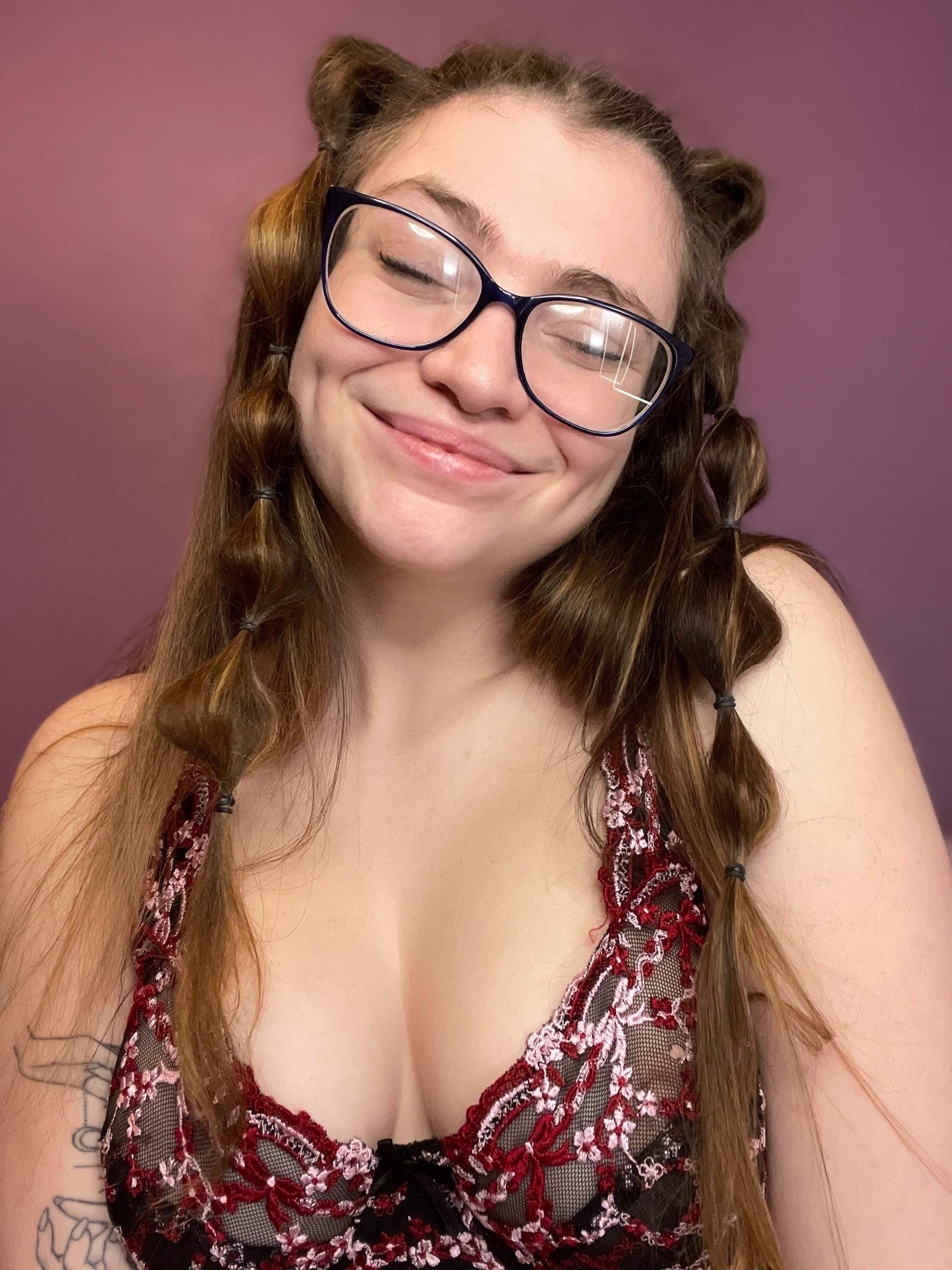 $3 SALE ✨BABY VIOLET✨ FREE DICK RATE✨