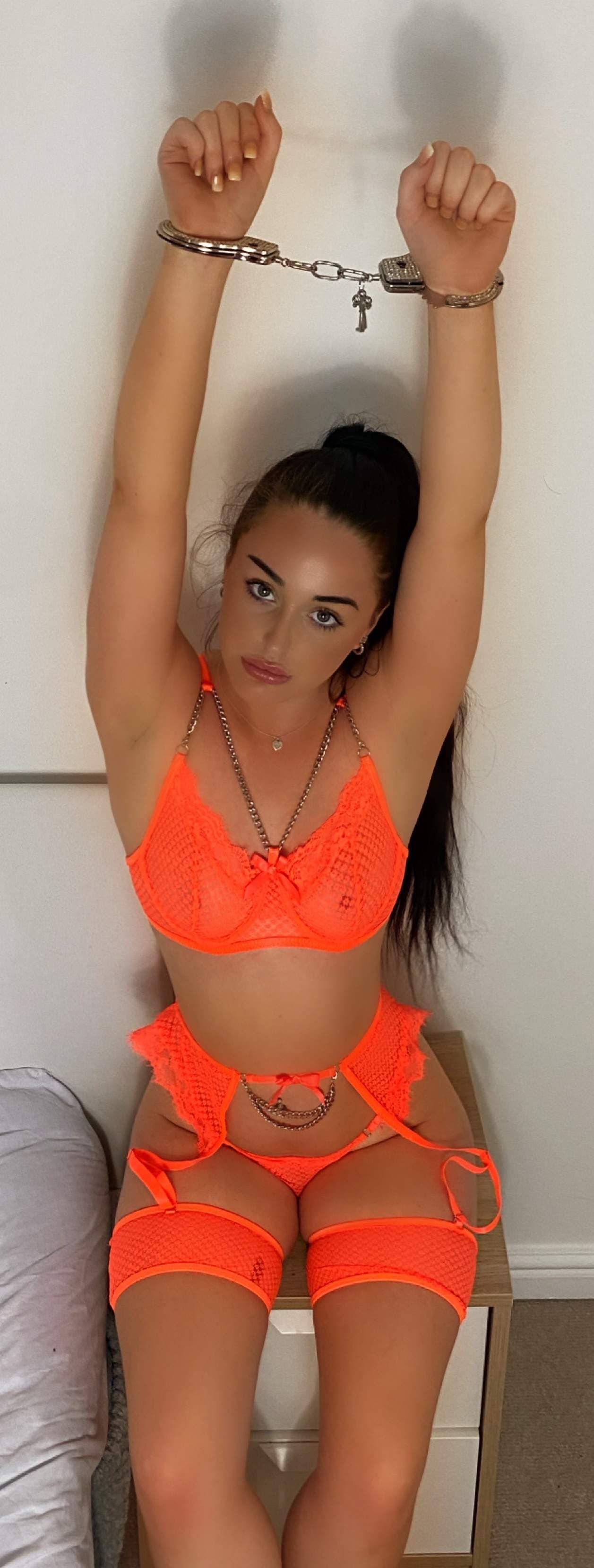 ronnie 🍭✨🍒🍑