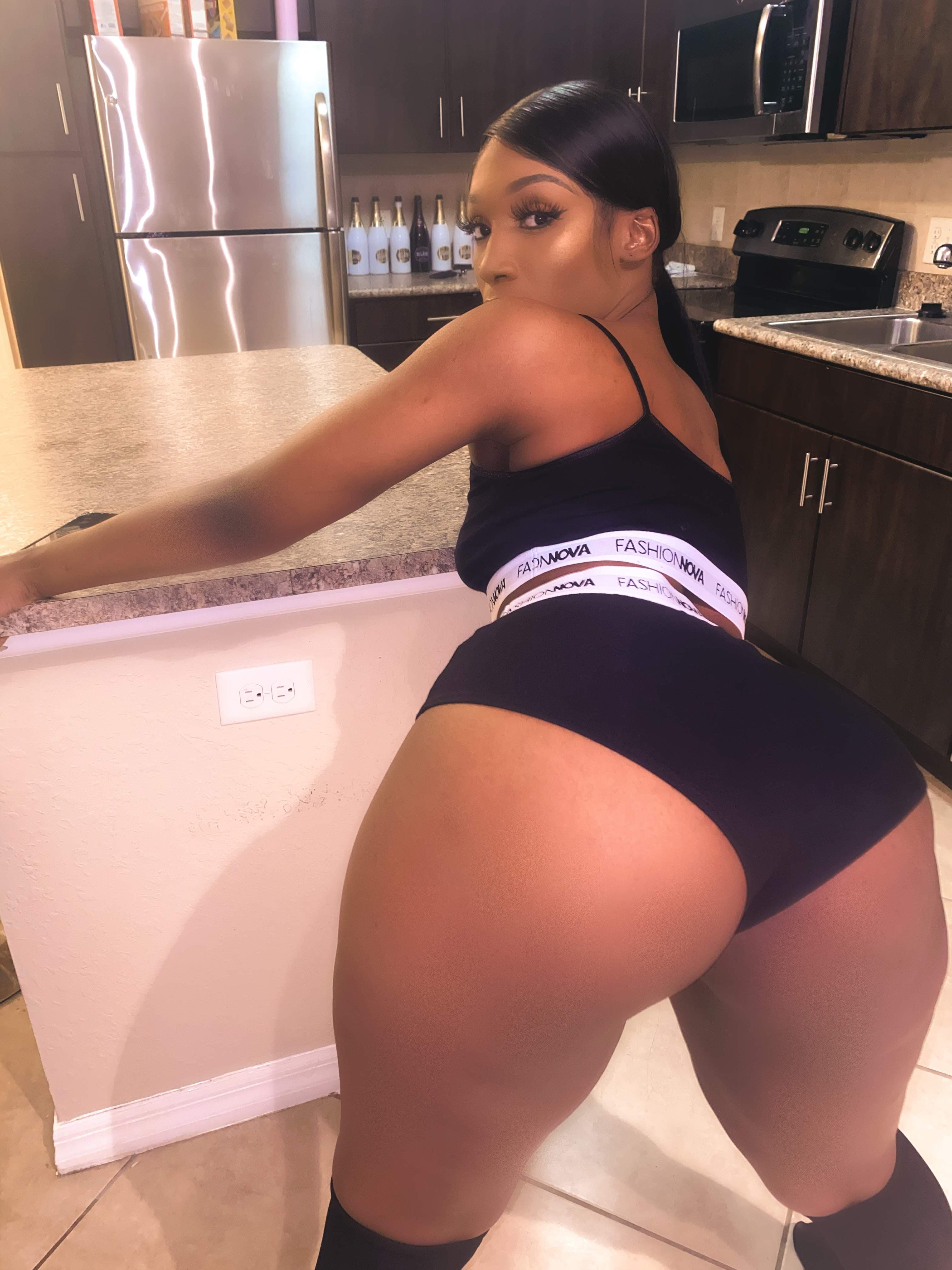 FAT ASS YUR🦃