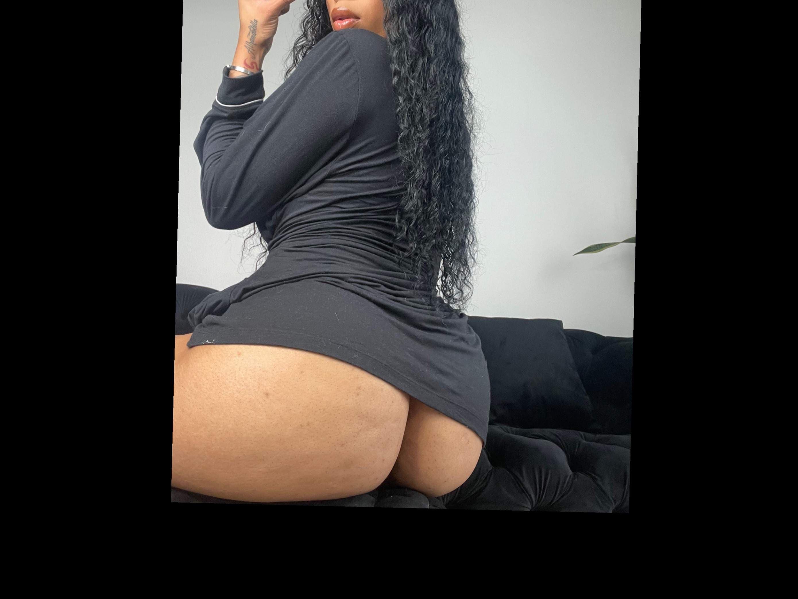 Powerful Fart Goddess 👑
