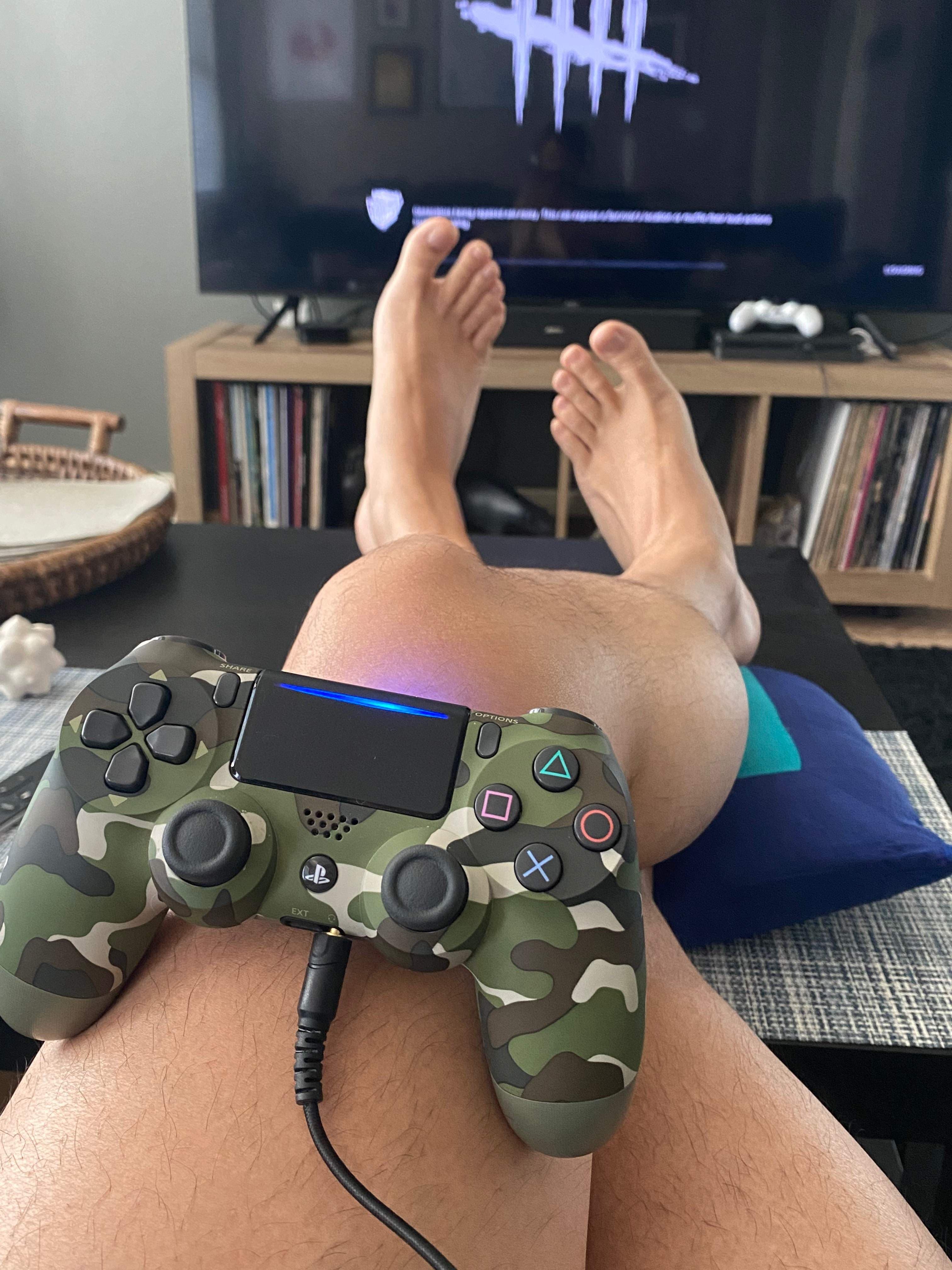 Barefoot Gent