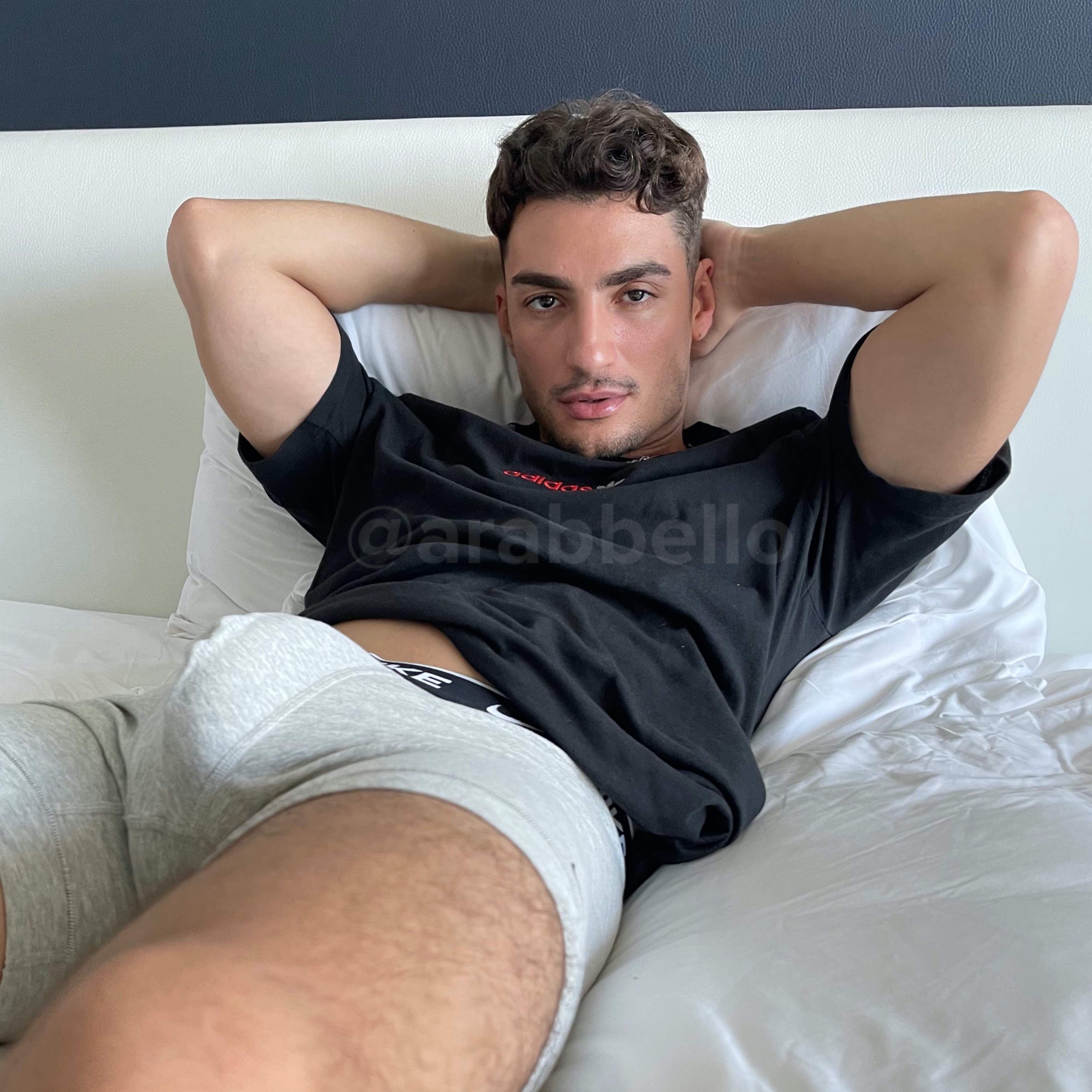 GuyHoney VIP