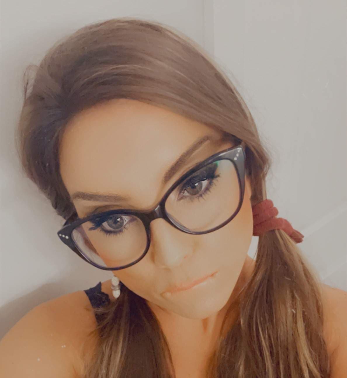 GABBY THE HOTWIFE