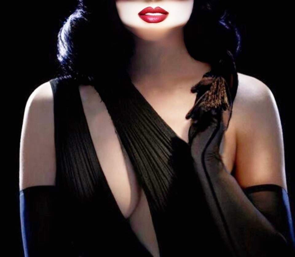 Claudia chic