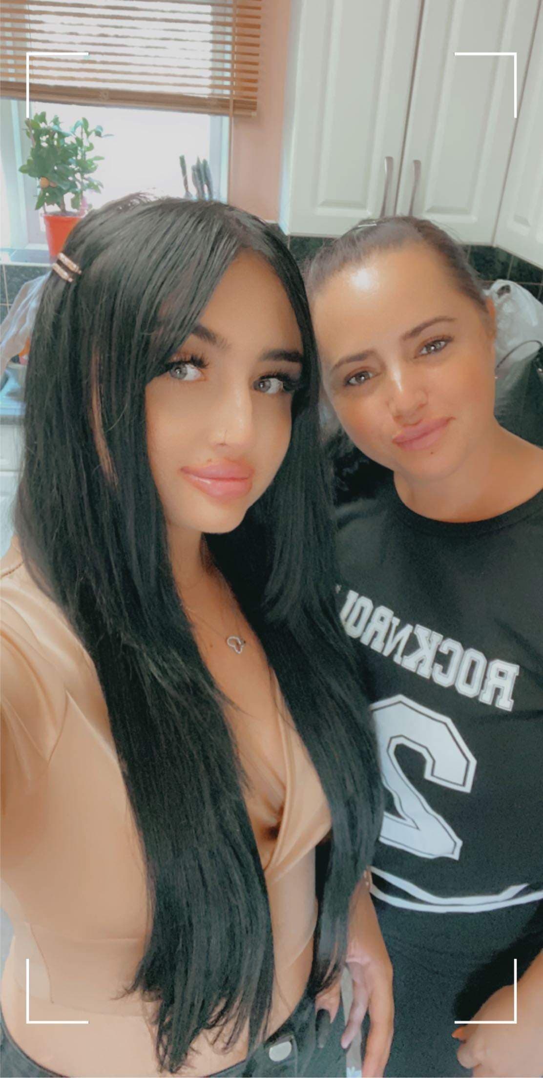 Mother&daughter 18 39yo