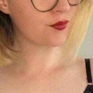 elisa_nextdoor