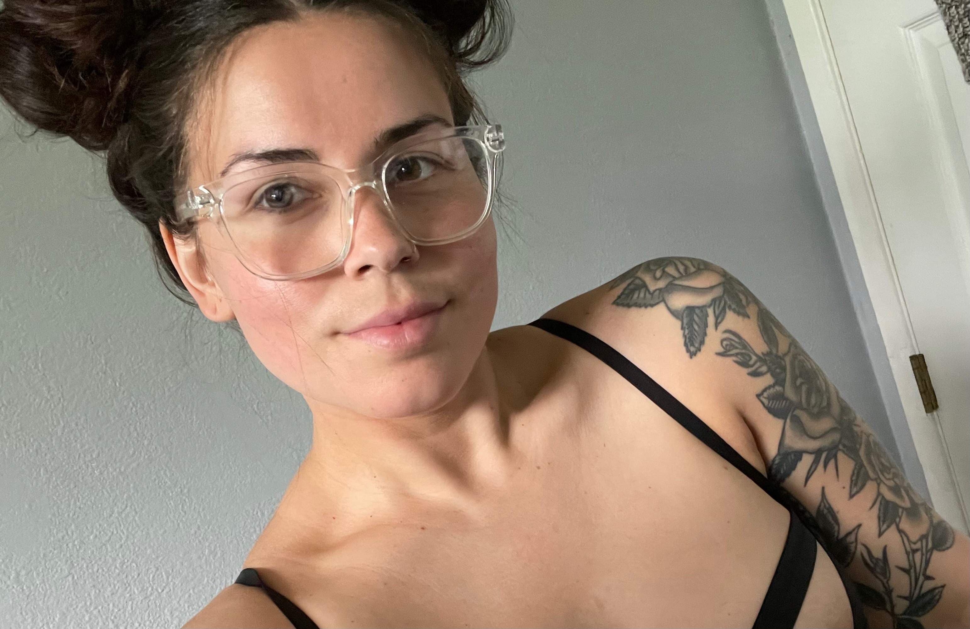 Thebitchnextdoor