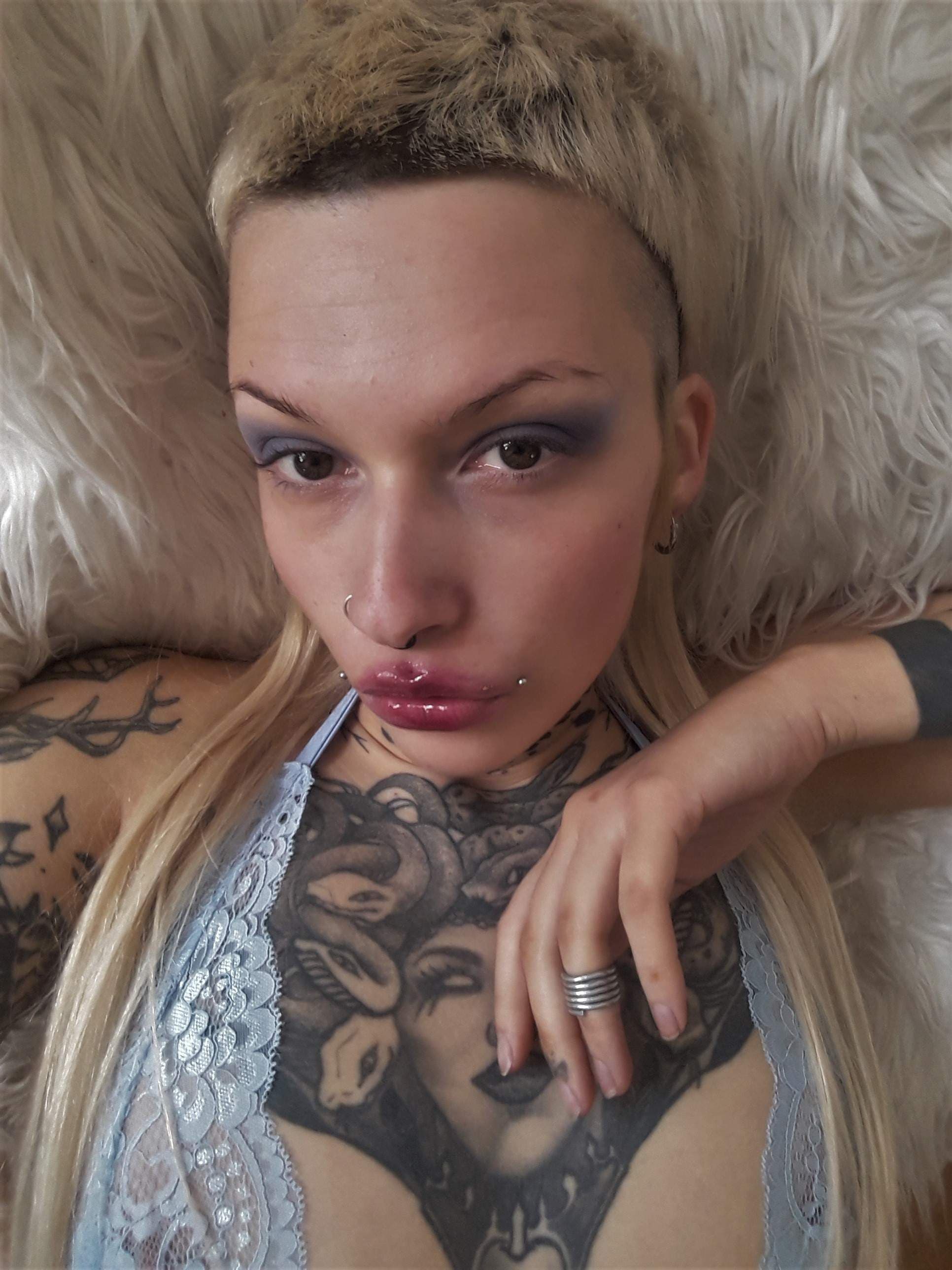 Foxytoxtoxyfox