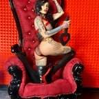 Mistress Kyla Gold