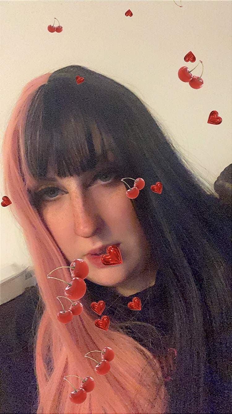 𝔐𝔦𝔰𝔱𝔯𝔢𝔰𝔰 𝔅𝔢𝔢 💋