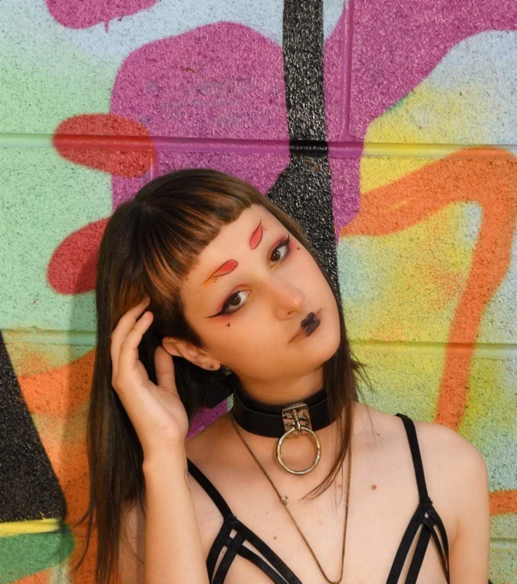 Di-nasty