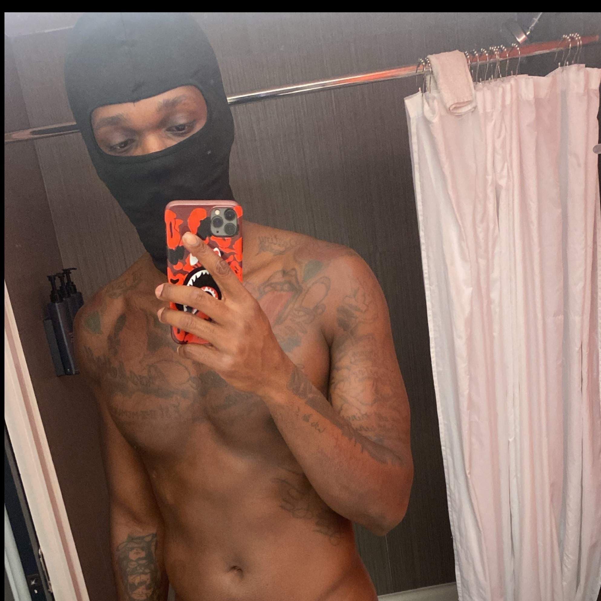 6’8 No Face No Case 🥷😈🍆