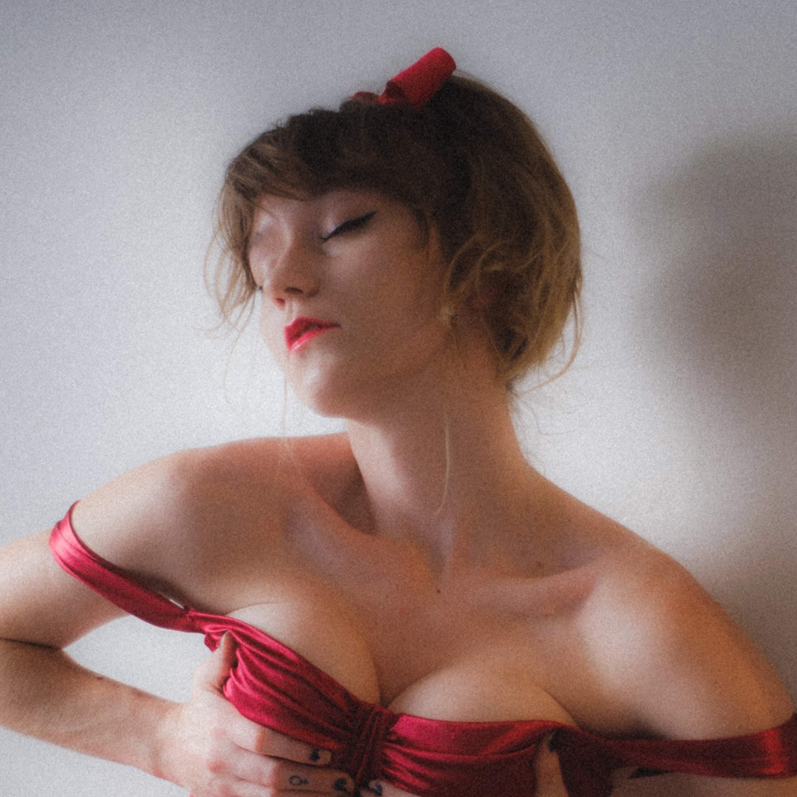 Amalie Hart