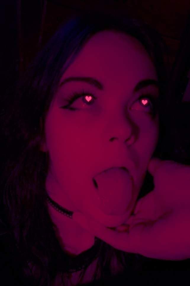 Dahlia Rayne