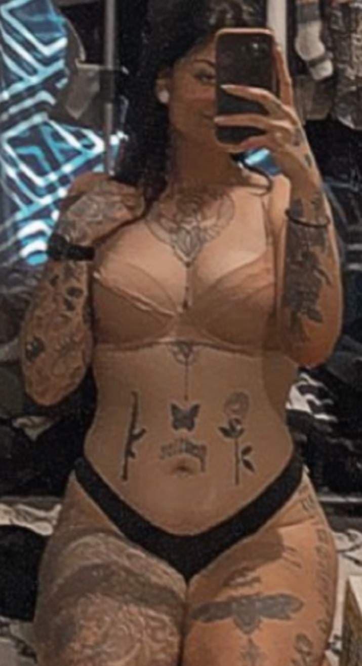 Tattooed babe