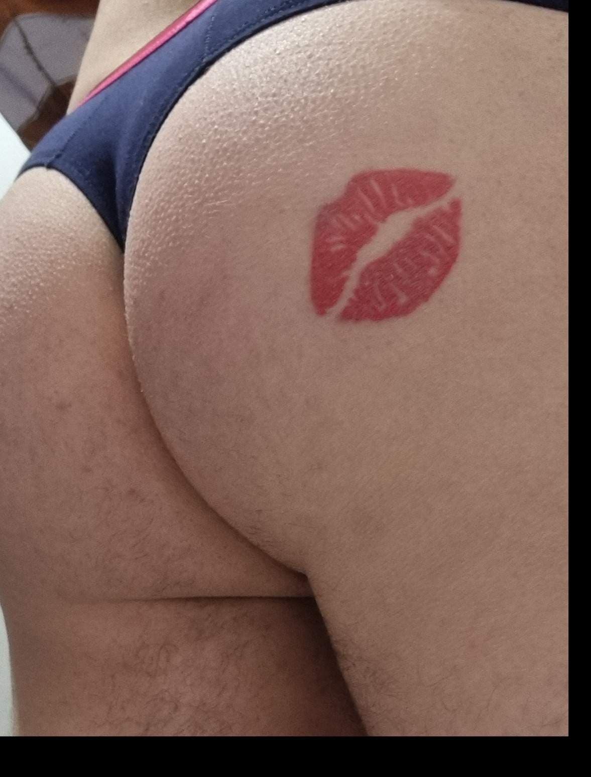 butt plug b⭕y