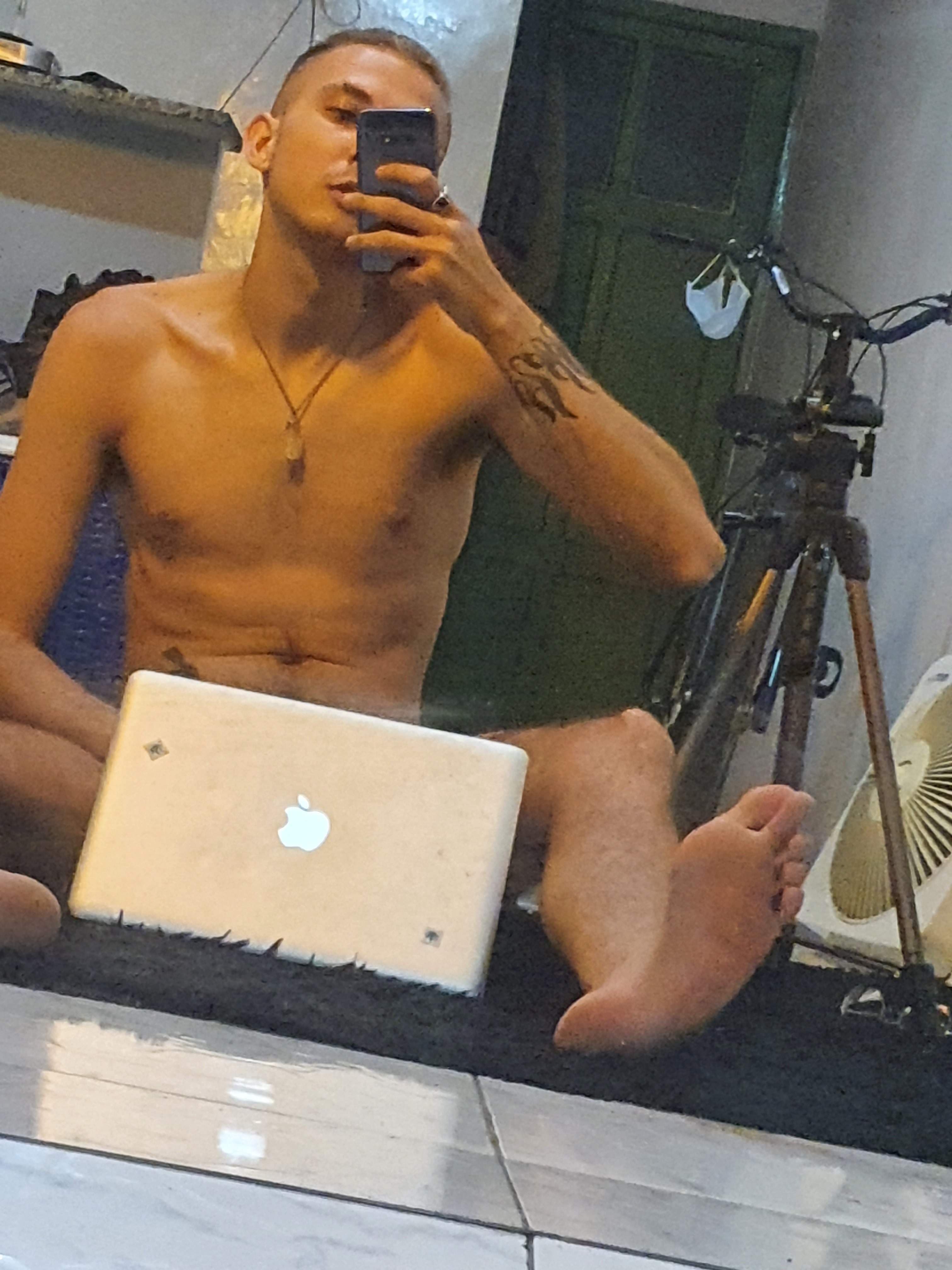 Lucca Free Profile