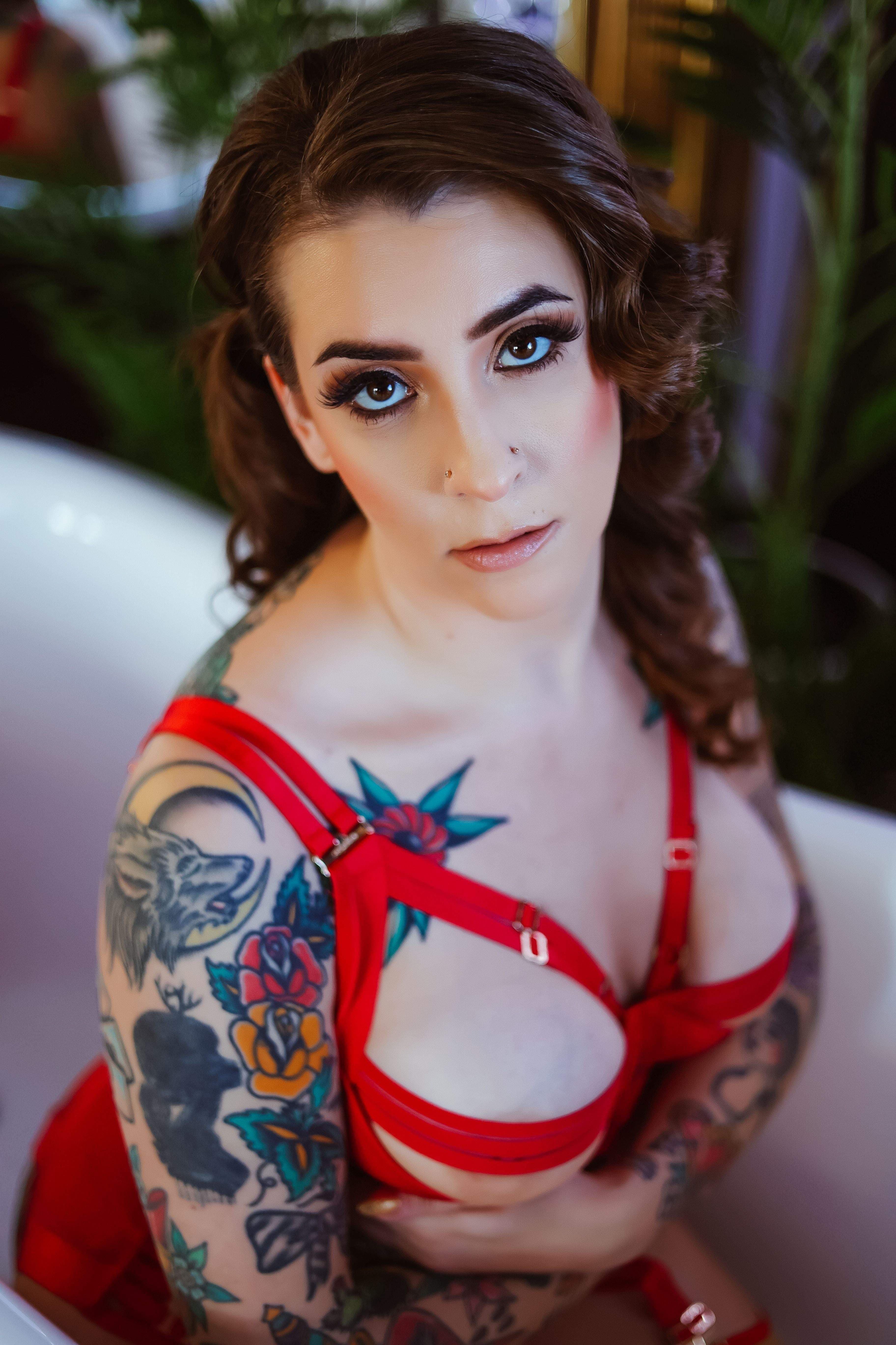 Lana Luv