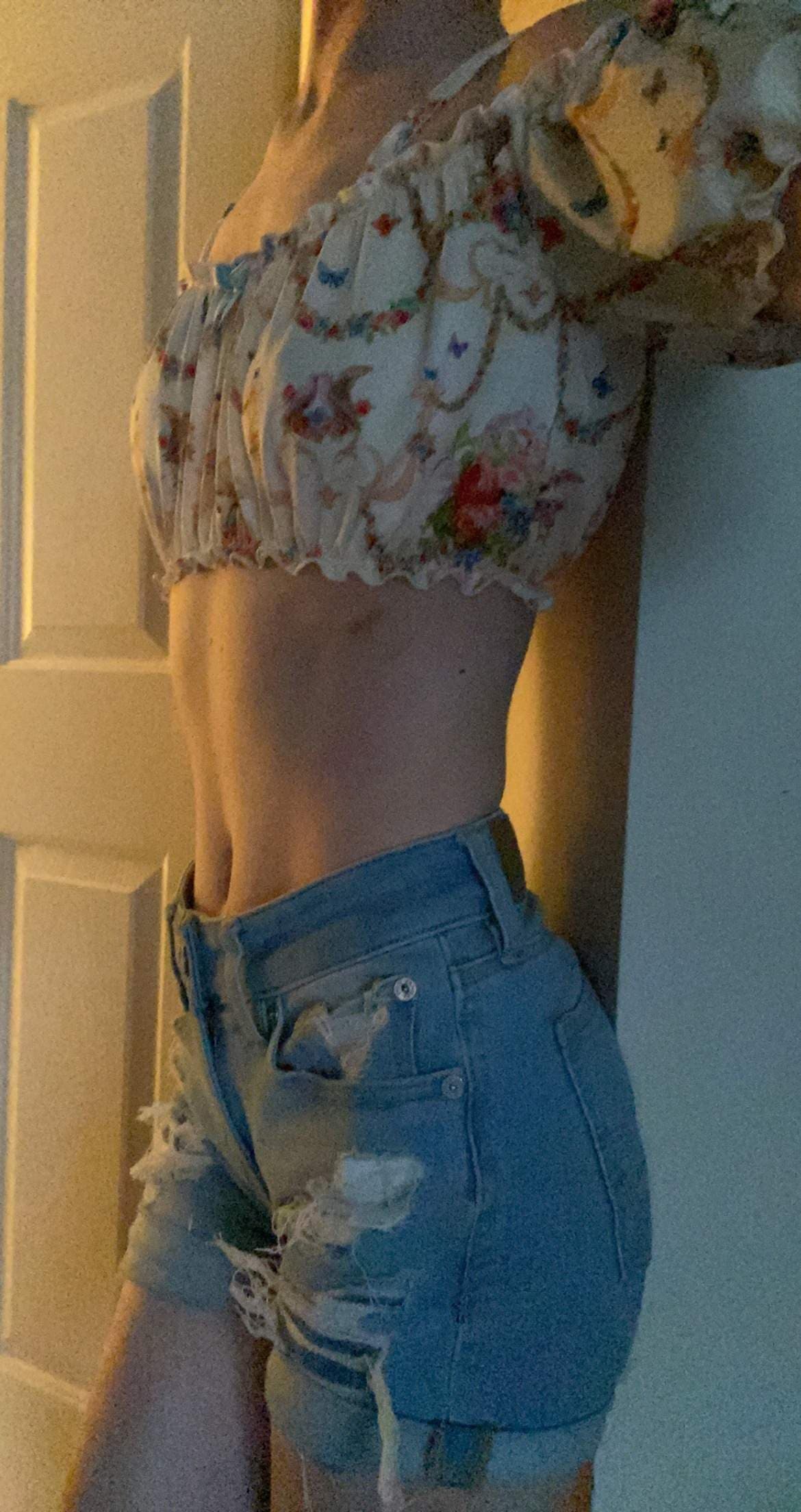 Mia 🌸✨