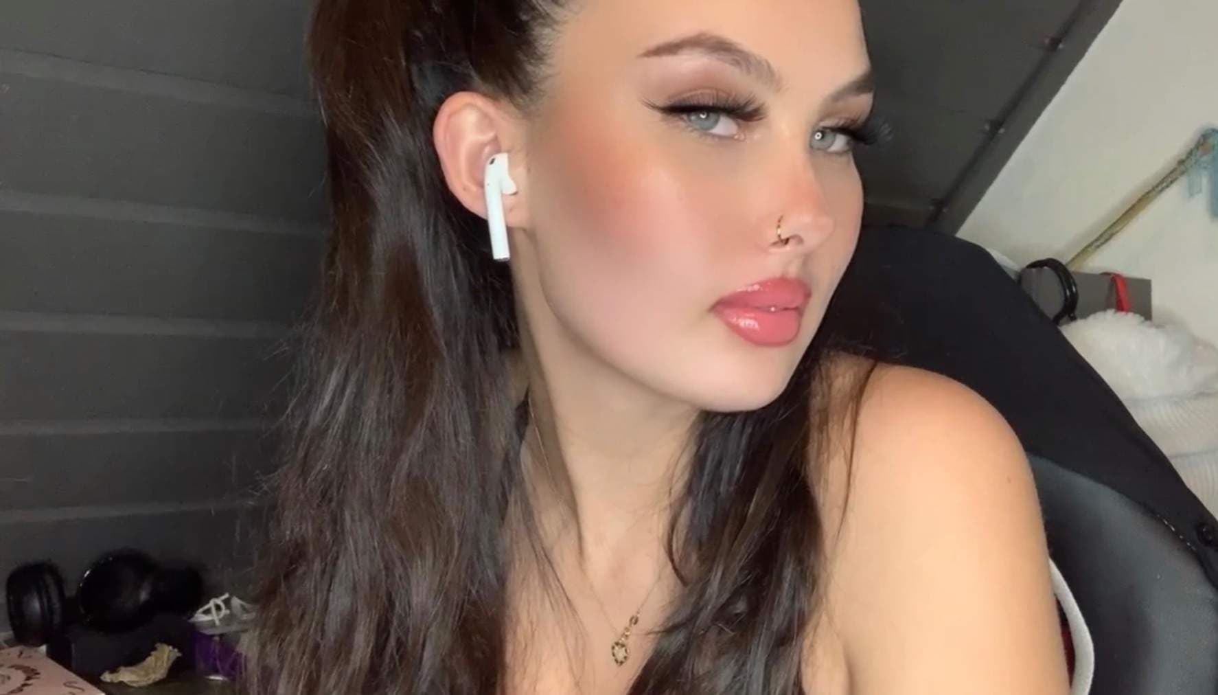 Asiandoll