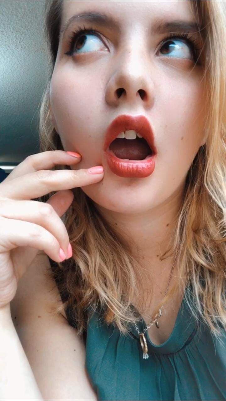Ella Queen