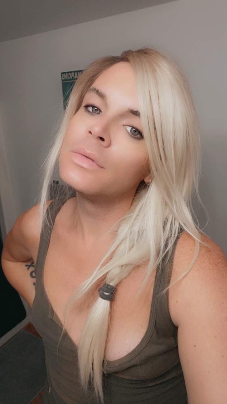 Courtney Kahx