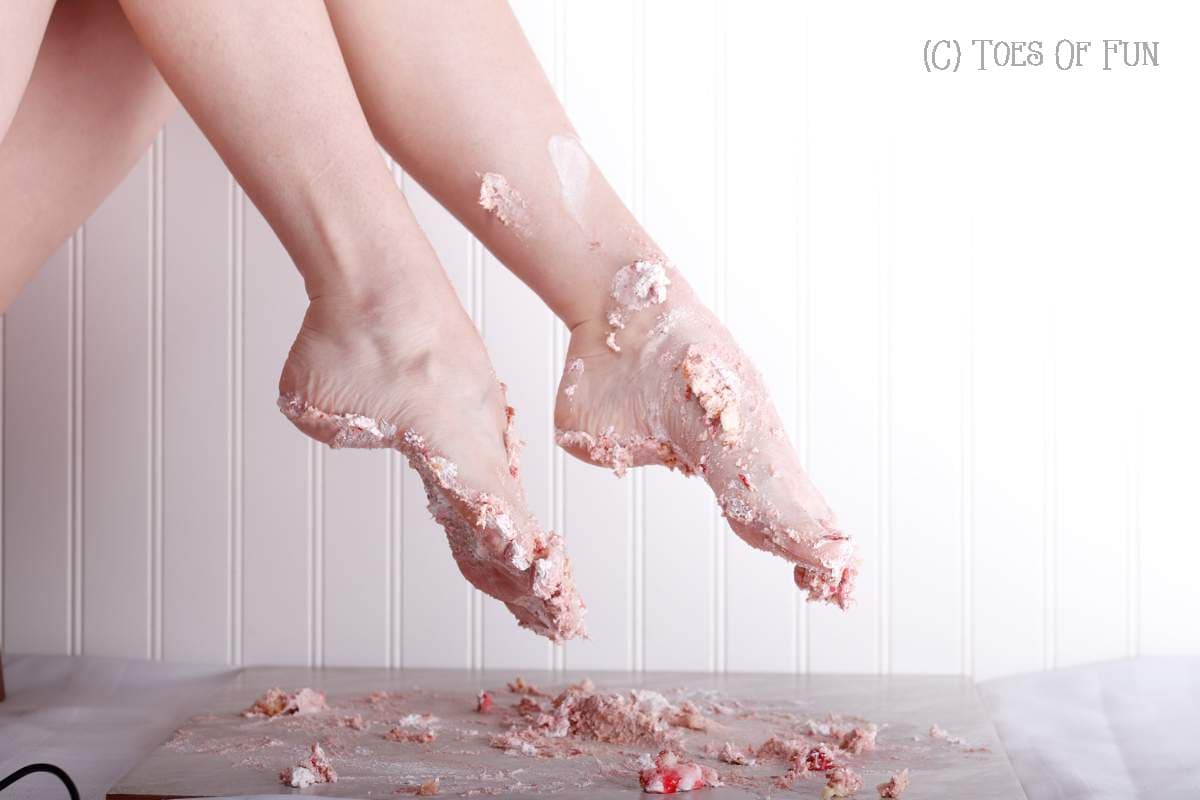 Toes of fun