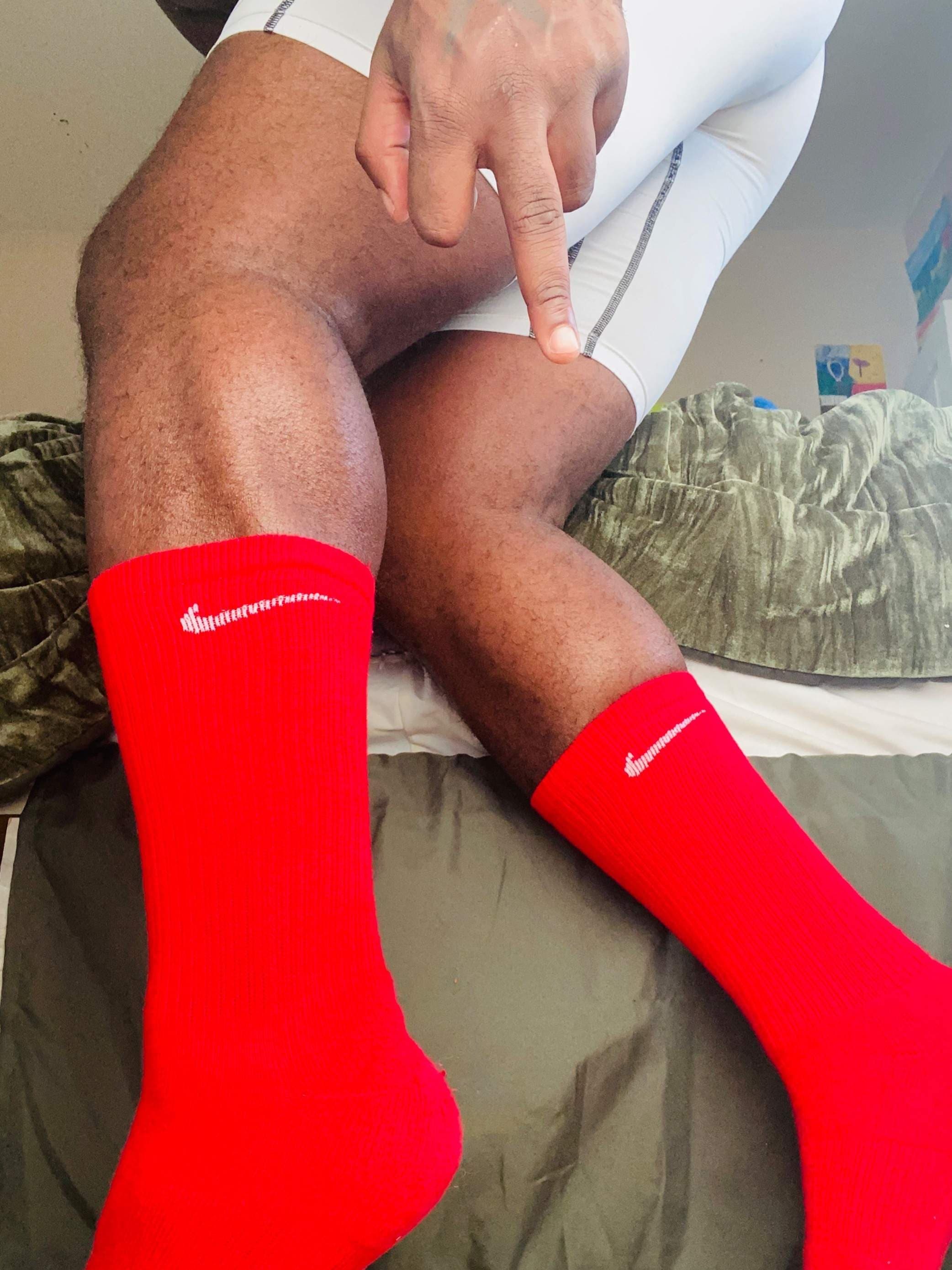 Zeus 🦶🏾👑