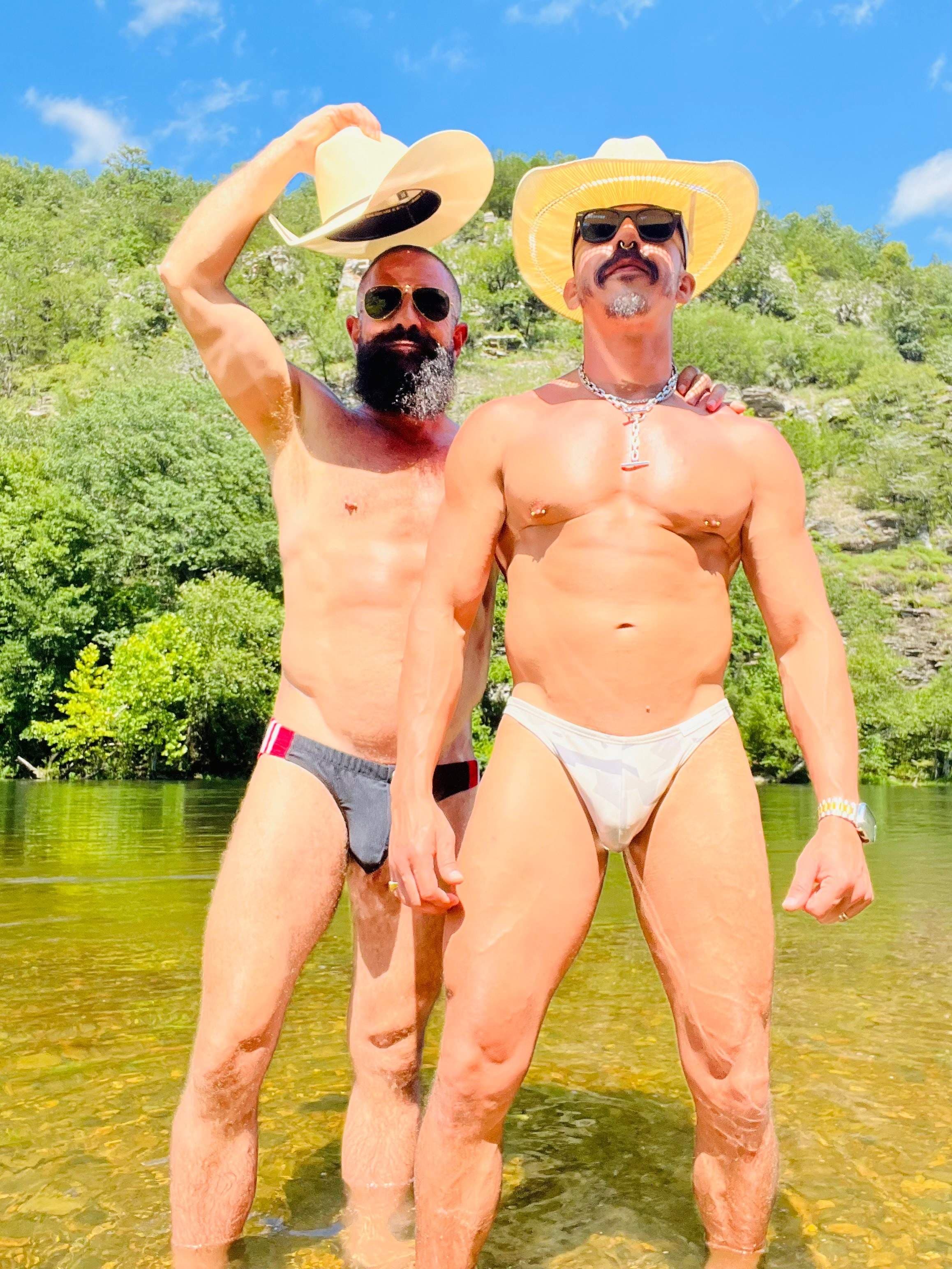 Gage &amp; Gunner