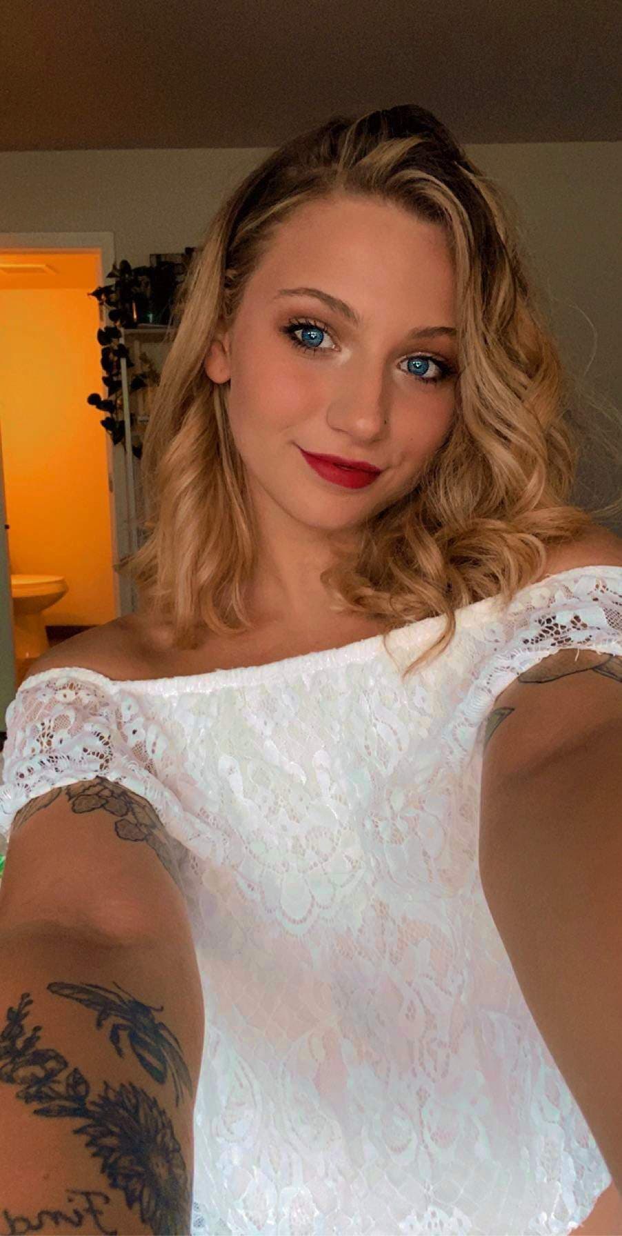 Stacy 🌹