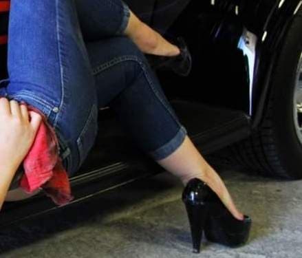 La Femme Feet Fatale