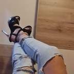 The mom with feet