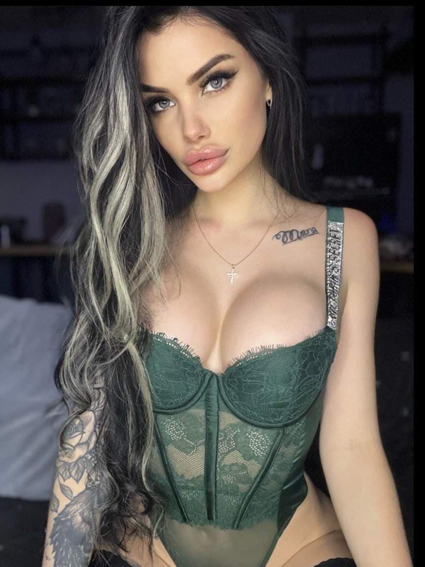 Micccheelle😈