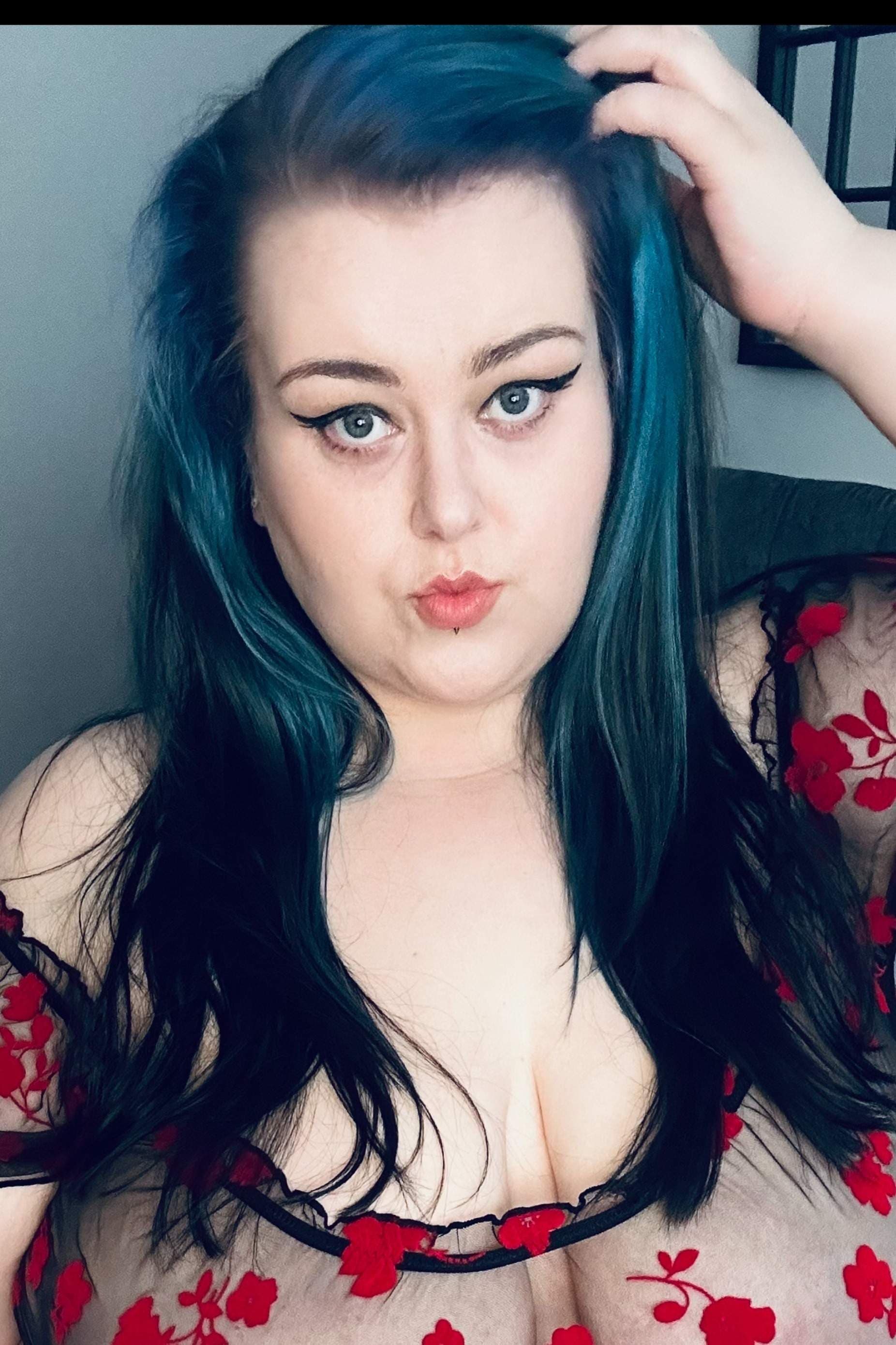 🥀 Elle 🥀
