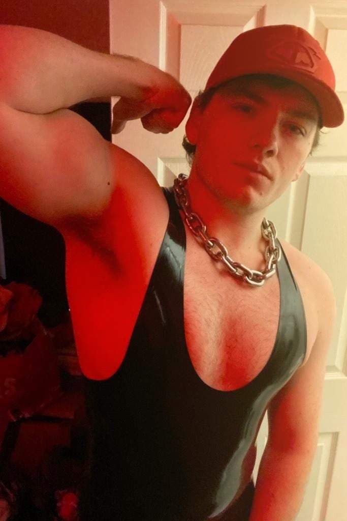 Dex (+18)