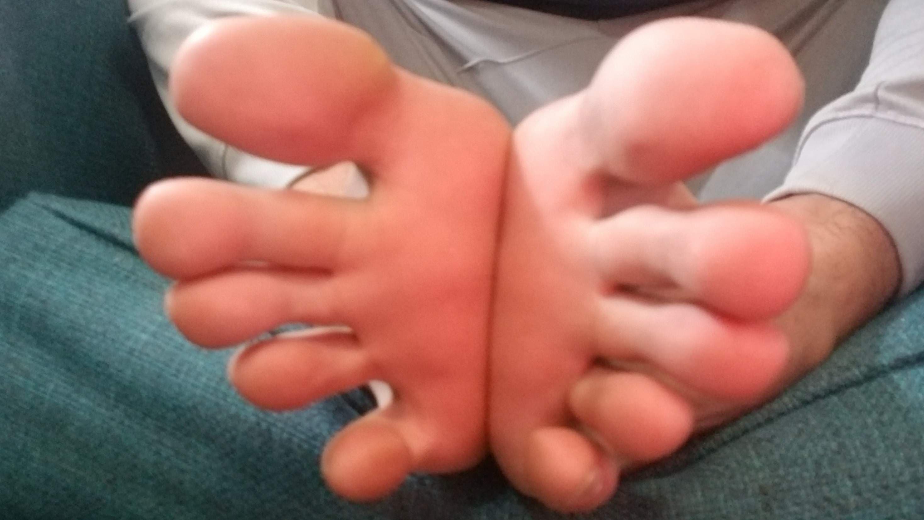 Jay Cool Fins 🦶🤚
