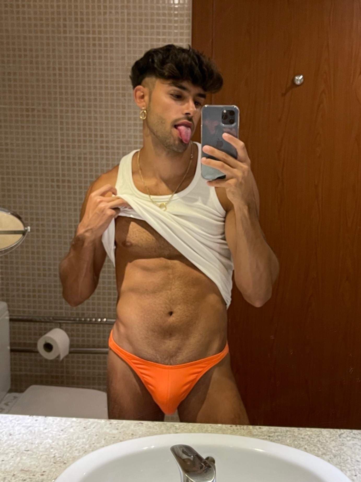 Carlospaya8